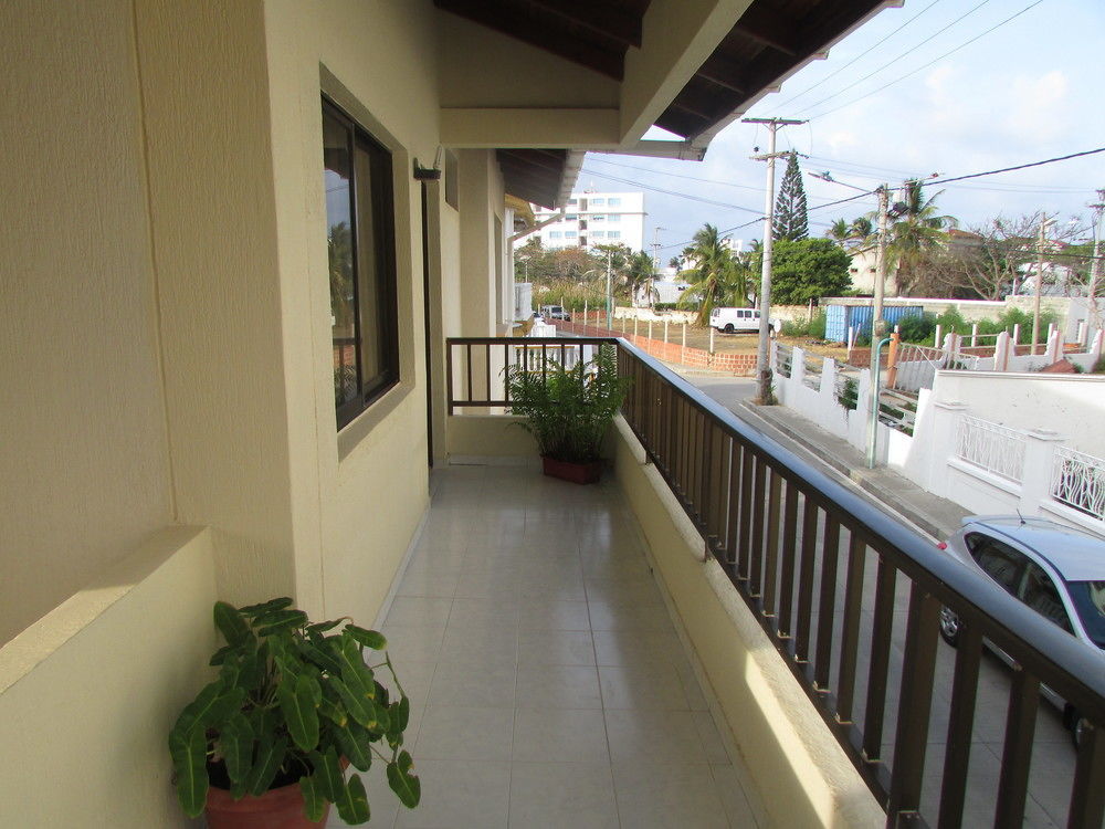 Posada Hostal Miss Marlly San Andrés Exterior photo